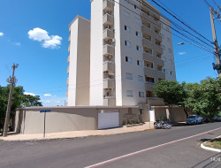 APARTAMENTO para locação 80m² com 3 quartos em Dracena-SP