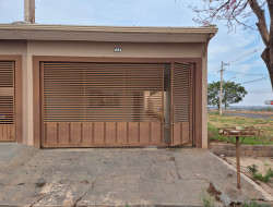 Casa para locação 100m² com 2 quartos em Dracena-SP