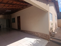 Casa para locação 100m² com 3 quartos em Dracena-SP