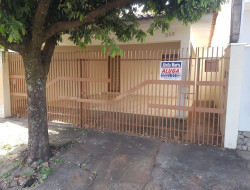 Casa para locação 120m² com 02 quartos em Dracena-SP