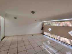 Casa para locação 120m² com 3 quartos em DRACENA-SP