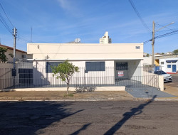 Casa para locação 120m² com 3 quartos em DRACENA-SP