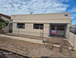 Casa para locação 124m² com 3 quartos em Dracena-SP