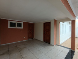 Casa para locação 130m² com 3 quartos em DRACENA-SP