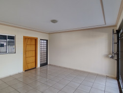 Casa para locação 150m² com 3 quartos em Dracena-SP
