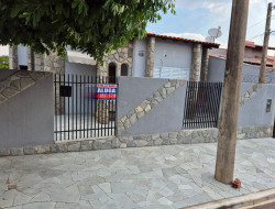 Casa para locação 150m² com 3 quartos em Dracena-SP
