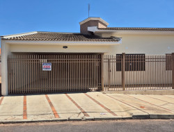 Casa para locação 160m² com 3 quartos em Dracena-SP