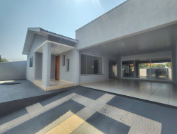 Casa para locação 220m² com 3 quartos em Dracena/SP-SP