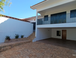 Casa para locação 250m² com 3 quartos em Dracena-SP