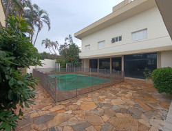 Casa para locação 350m² com 4 quartos em Dracena-SP