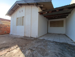 Casa para locação 60m² com 3 quartos em DRACENA-SP