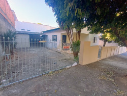 Casa para locação 80m² com 2 quartos em Dracena-SP