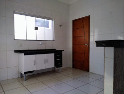 Casa para venda 120m² com 3 quartos em DRACENA-SP