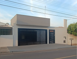 Casa para venda 121m² com 2 quartos em Dracena-SP