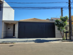 Casa para venda 125m² com 3 quartos em Dracena-SP