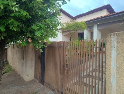 Casa para venda 130m² com 3 quartos em Dracena-SP