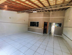 Casa para venda 230m² com 2 quartos em DRACENA-SP