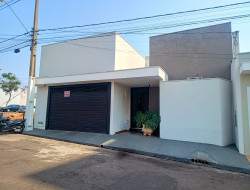 Casa para venda 234m² com 3 quartos em Dracena-SP