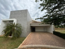 Casa para venda 235m² com 3 quartos em Dracena-SP