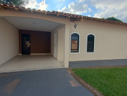 Casa para venda-locação 152m² com 3 quartos em DRACENA-SP