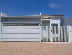 Casa para venda-locação 180m² com 3 quartos em Dracena-SP